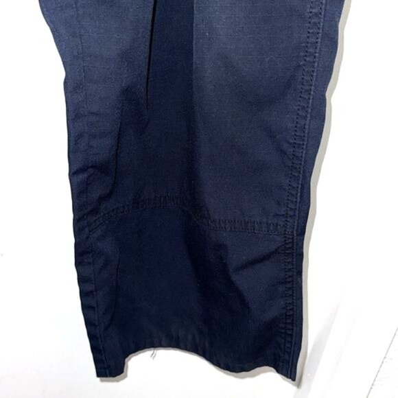 5.11 Tactical Navy Blue Mens Cargo Pants Size 36x34 100% Cotton Durable Workwear - Picture 3 of 7
